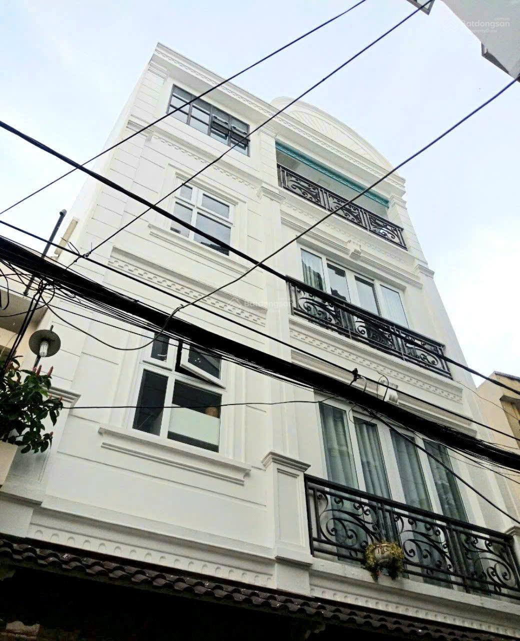 Cần cho thuê nhà MT 111E Hoa Lan P. 2 Q. Phú Nhuận ngay phố ẩm thực Phan Xích Long