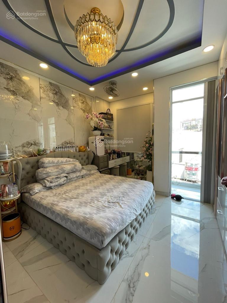 Nhà MT Lâm Văn Bền Quận 7, DT 4.8mx18m. 5 tầng. Giá 21 tỷ, gần Nguyễn Thị Thập, Phú Mỹ Hưng, hiếm