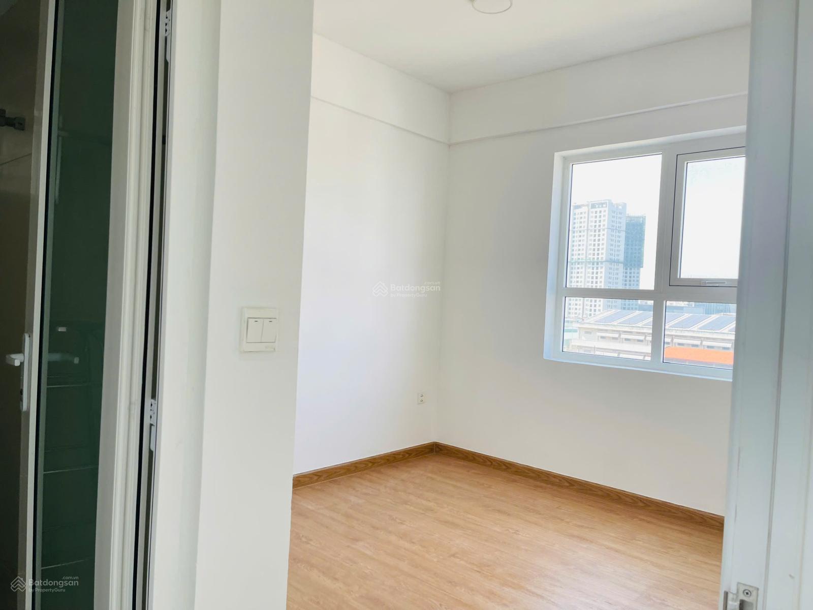 Bán nhanh căn hộ 2PN 2WC giá 2Tỷ9 chung cư Moonlight Boulevard gần BẾ XE MIỀN TÂY