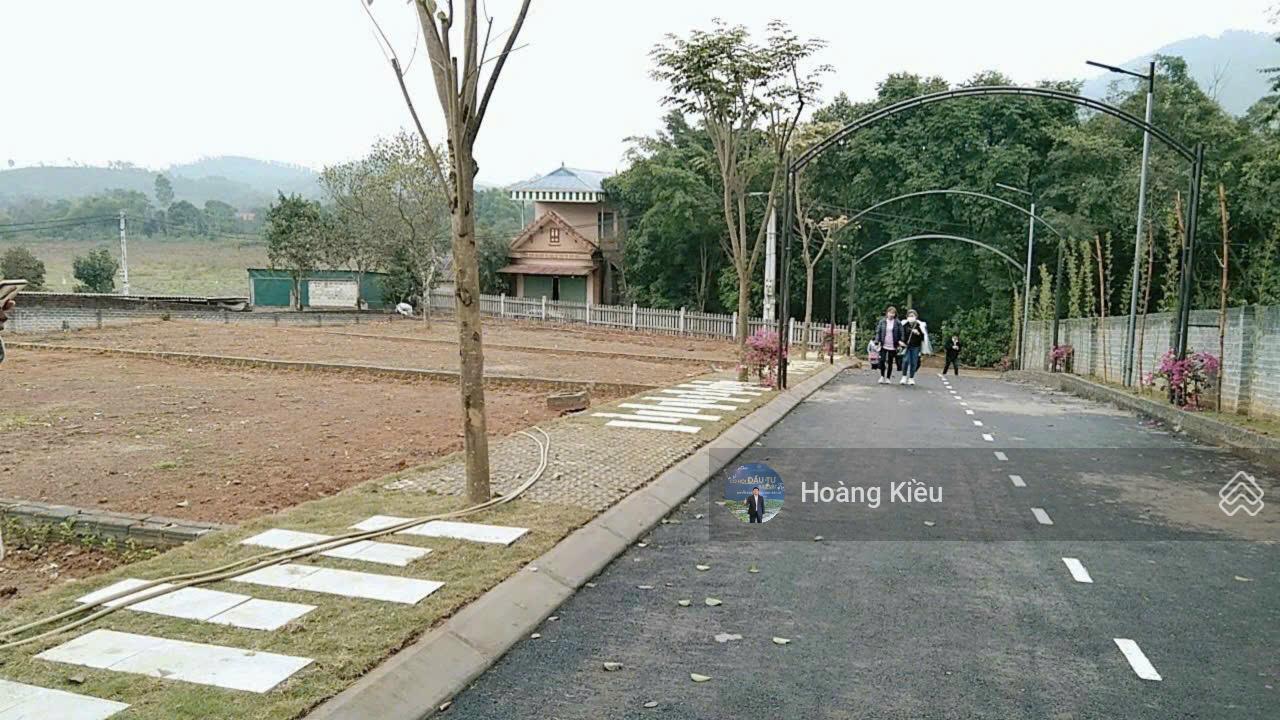 Chính chủ: Bán mảnh đất DT 222m2, MT gần 10m tại Hòa Thạch - Quốc Oai. Giá 17,5 tr/m2