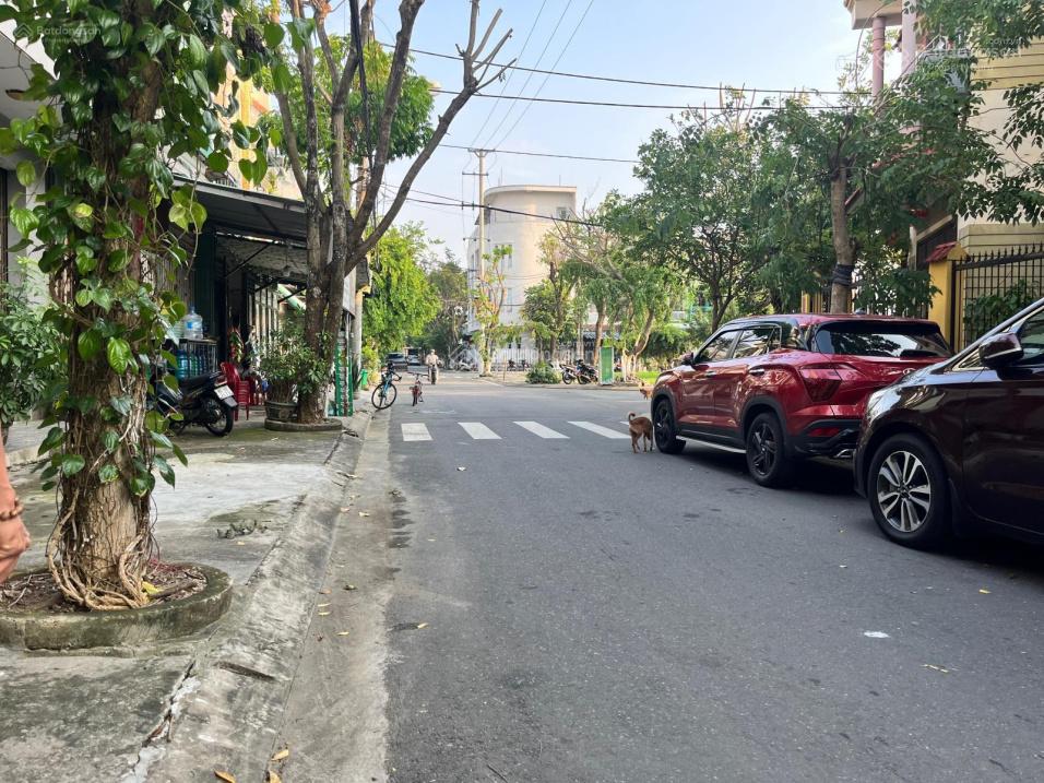 Cần bán nhà mặt tiền Tôn Đức Thắng - Diện tích khủng