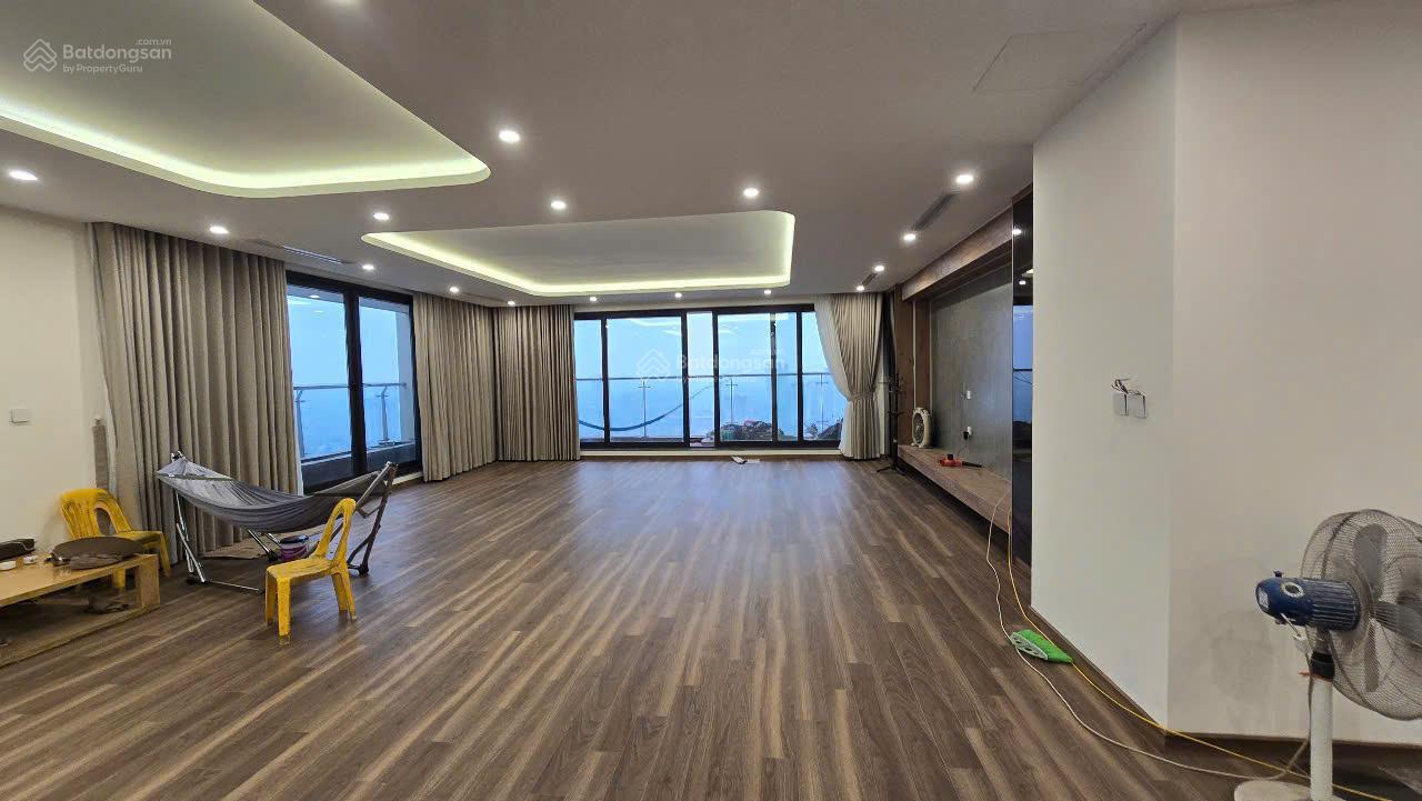 Chủ nhà lên phố cần bán nhanh căn penthouse đẹp long lanh full đồ giá 17 tỷ có gia lộc