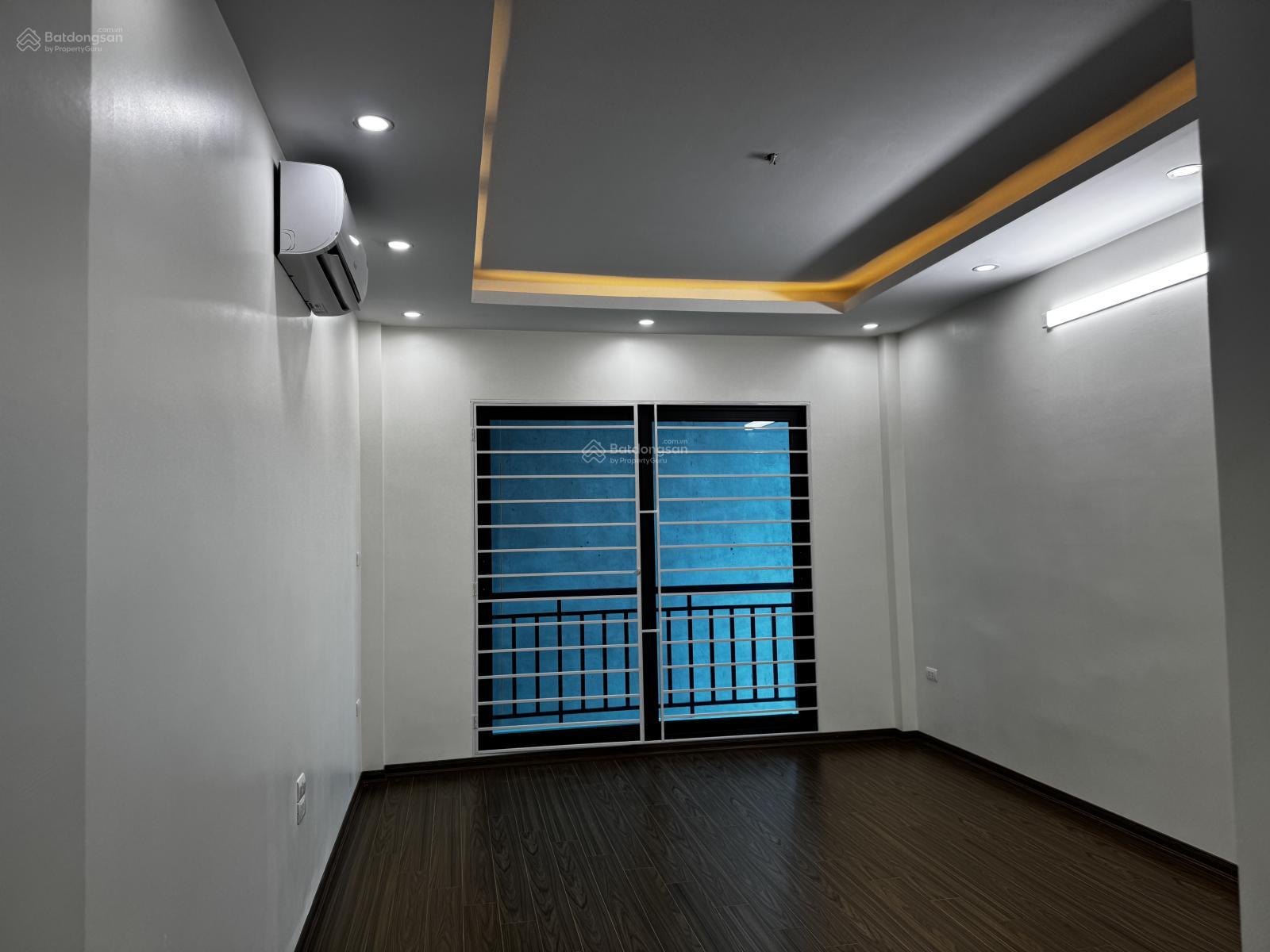Cho thuê nhà đường Trường Chinh, Thanh Xuân, Hà Nội 40m2*4 tầng, 12 triệu/ tháng