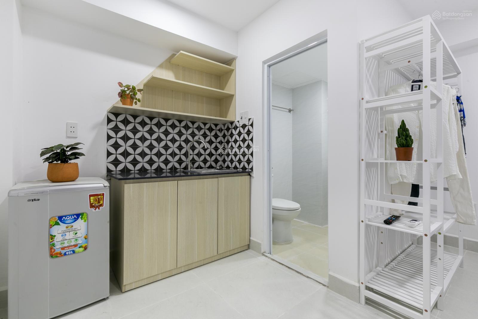 Phòng 16m2 - 4,3tr, kệ bếp, cửa sổ, full tiện nghi, tự do 24/24, thang máy, Q. Bình Thạnh