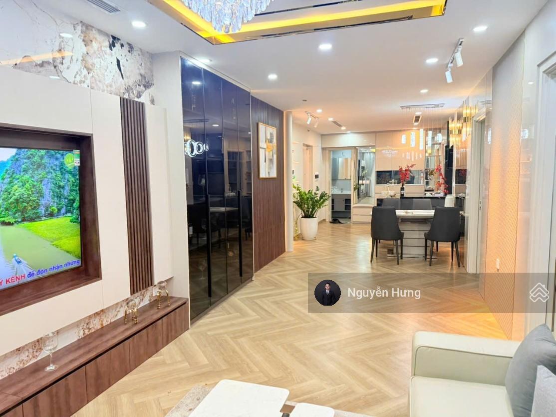 Gia đình cần bán căn 3PN sân vườn toà Zen, ban công hướng Đông, dự án Feliz Homes, view rất đẹp