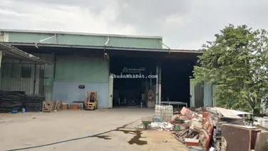 Nhà xưởng 3600m2 full đất thổ cư giá rẻ