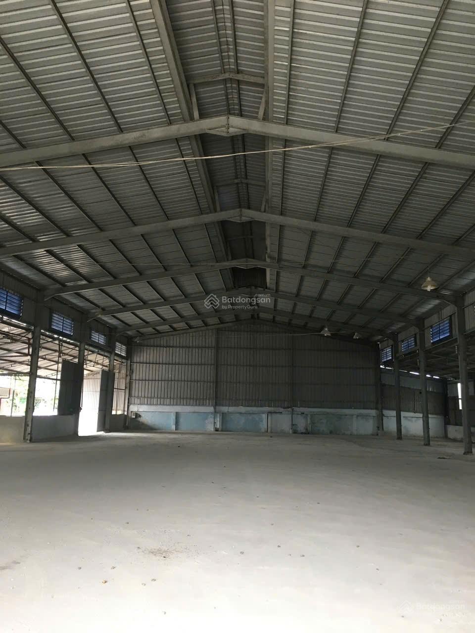 Cho thuê kho xưởng 1.400m2 Bình Chánh, TP. HCM