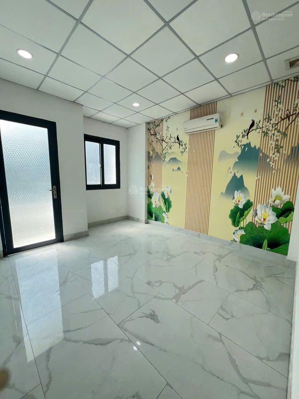Nhà ngợp bán gấp tại Nguyễn Duy Trinh, 54,6m2, 2PN, 2WC, Thủ Đức, HCM sổ hồng riêng