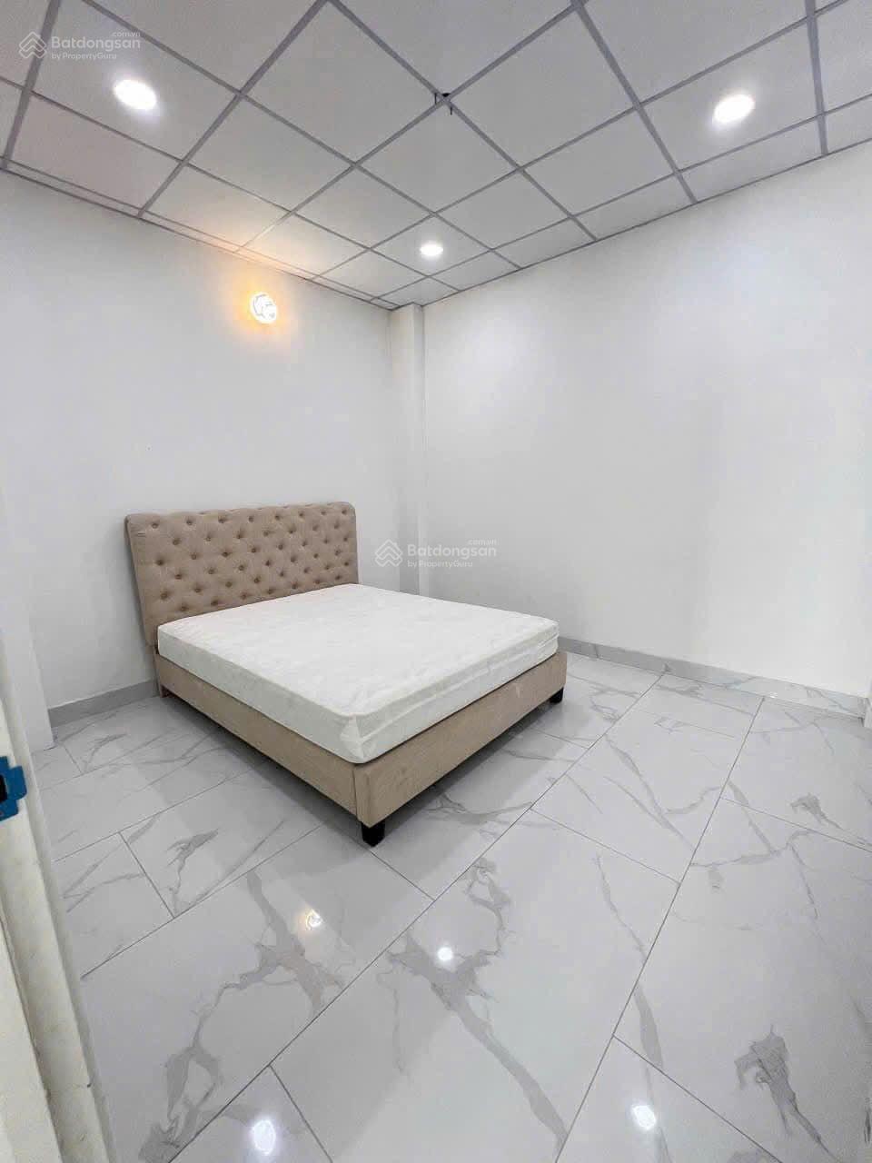Nhà ngợp bán gấp tại Nguyễn Duy Trinh, 54,6m2, 2PN, 2WC, Thủ Đức, HCM sổ hồng riêng