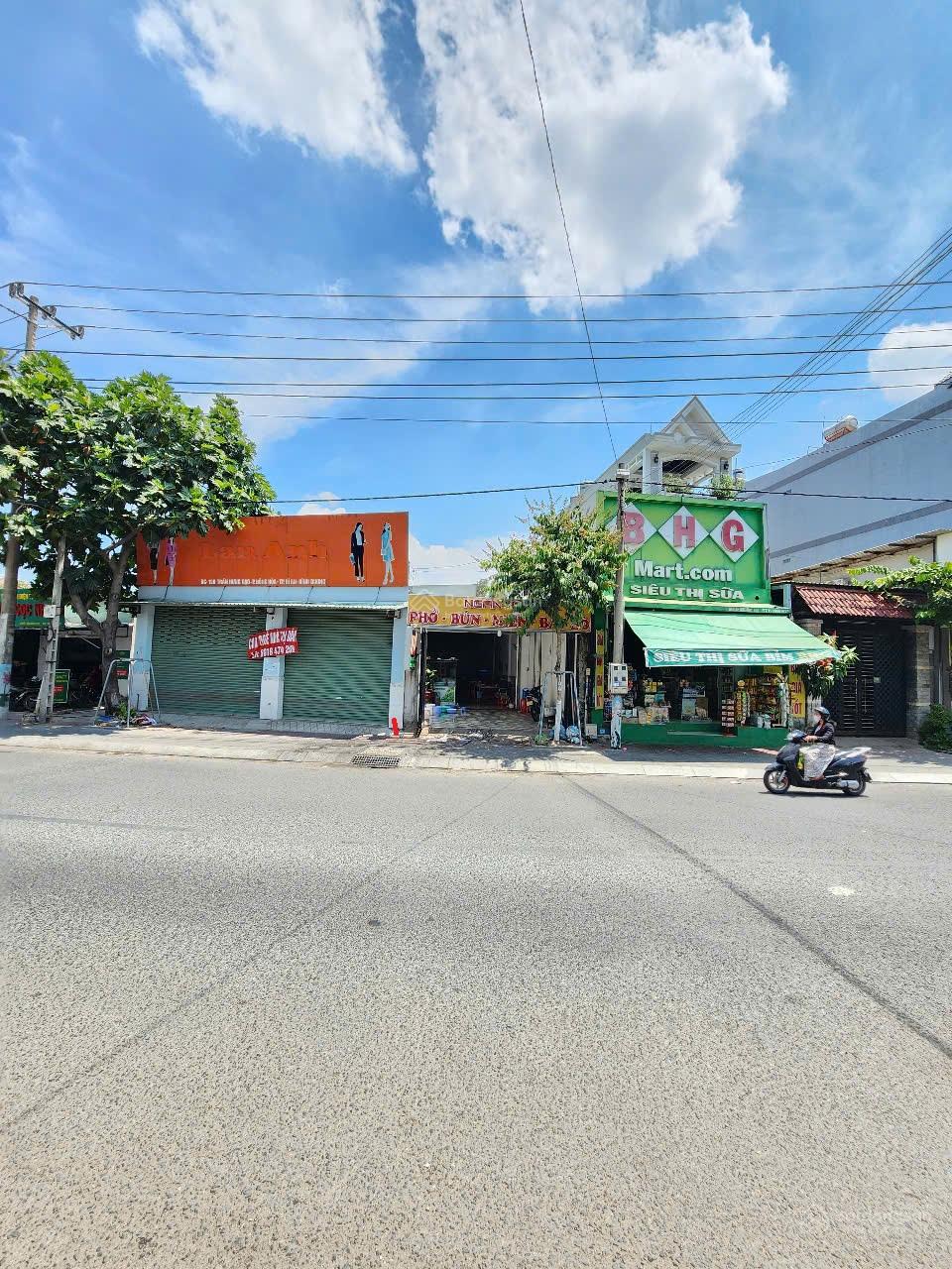 Bán nhà cấp 4 (5x23m), mặt tiền sầm uất Trần Hưng Đạo, P. Đông Hòa, đang thuê 12tr/th