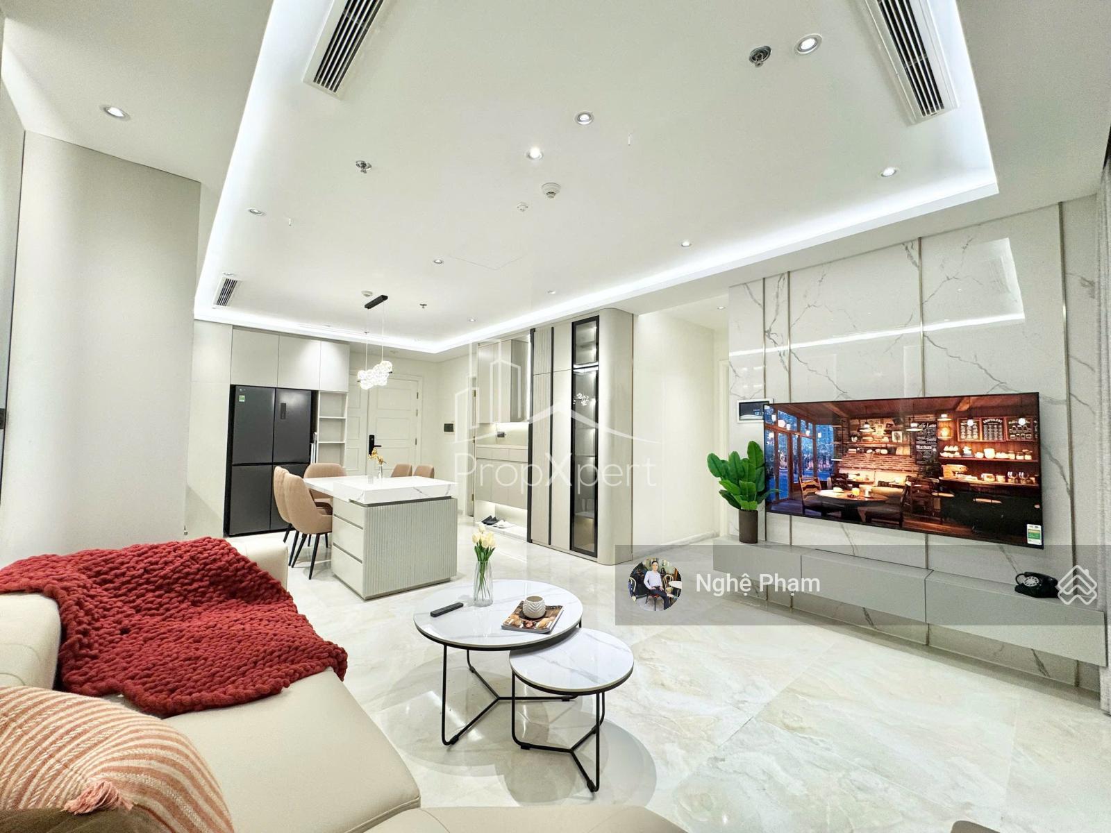 Đang trống sẵn căn 2PN Vinhomes Ba Son. Nội thất đẹp sang trọng. View thoáng mát. LH 0932 106 ***