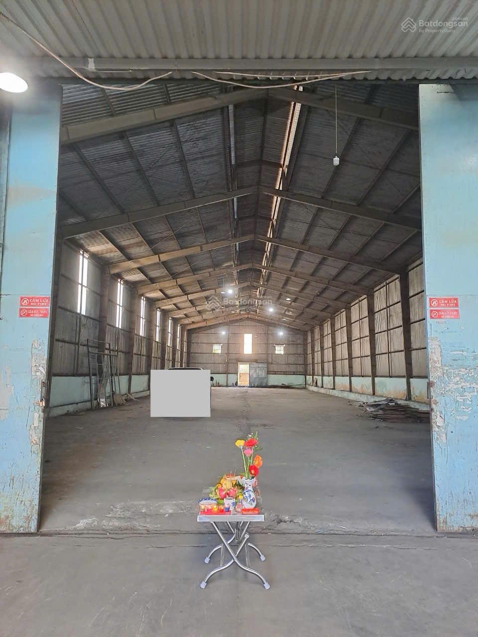 Cho thuê kho (DT: 1.400m2) tại TP. Tân An, LH: 0763 944 *** Bảo Yến