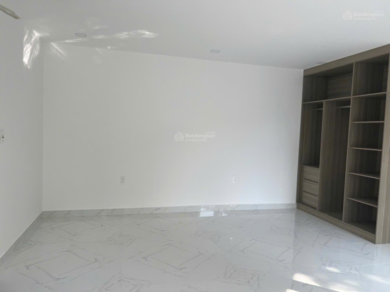 Bán góc nhà phố vừa ở vừa kinh doanh tại KDC Khang Điền Bình Chánh