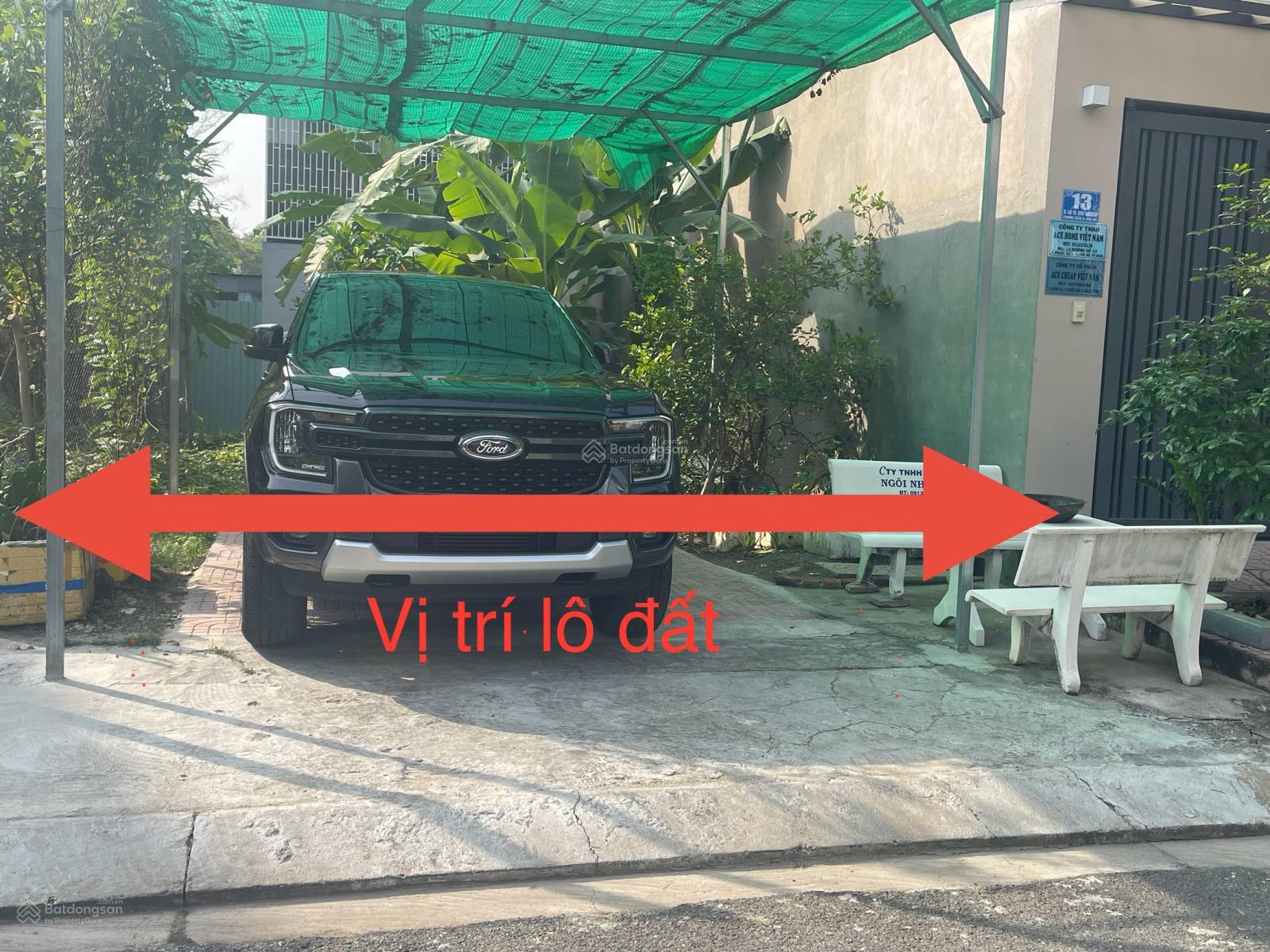 Cần bán lô đất KDC Sadeco Phước Kiển A. DT: 5m x 18m, vị trí đẹp. Giá 9.2 tỷ. Sổ hồng riêng