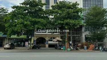 Bán tòa nhà góc 2 MT Trương Văn Bang, Thạnh Mỹ Lợi, Q. 2 - 10x22m - Hầm 7 tầng - 1300m2 sàn 75 tỷ