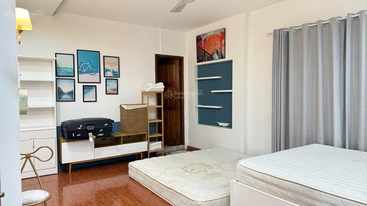 Bán nhà hẻm 8m Hai bà trưng q3 , cách mặt tiền 15m , 6,2x14m (75m2) trệt 3 lầu , 13,5 tỷ tl