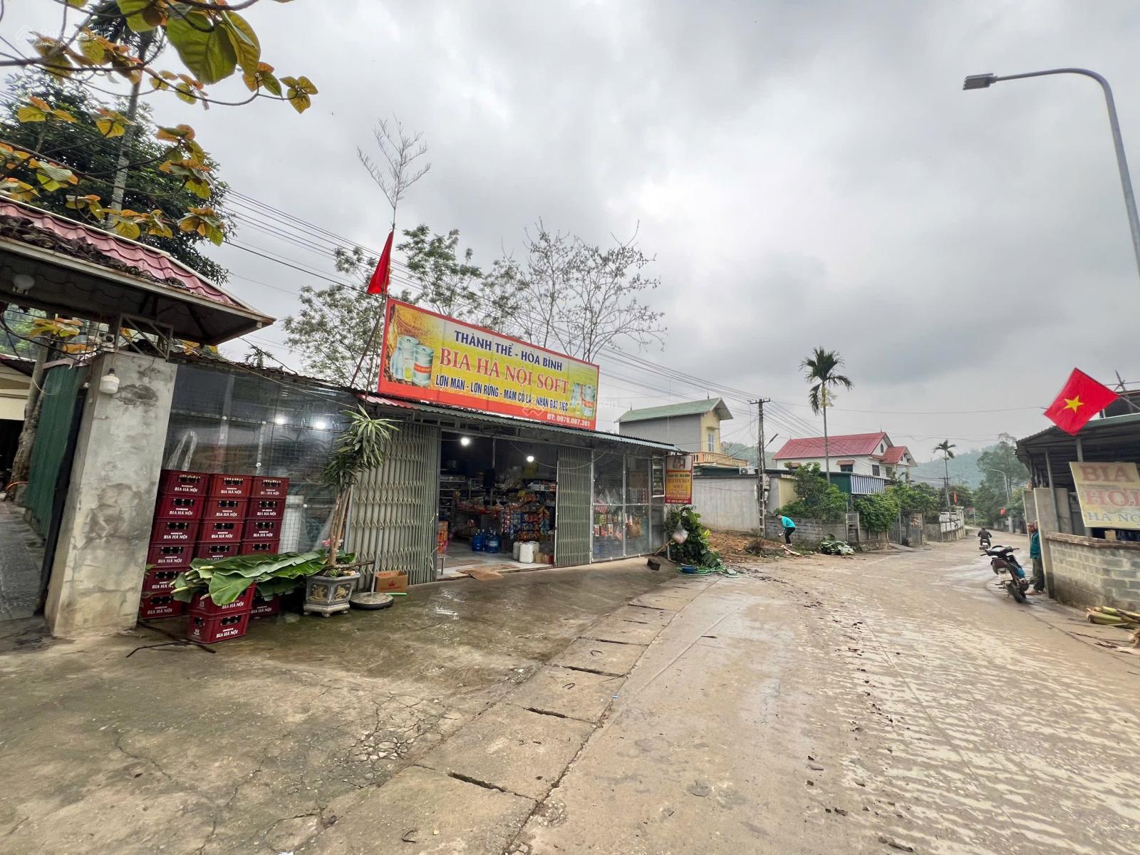 Giá đình có việc cần tiền lên bán lô đất DT:360m - 100m đất ở, diện tích thực tế 400m giá đẹp