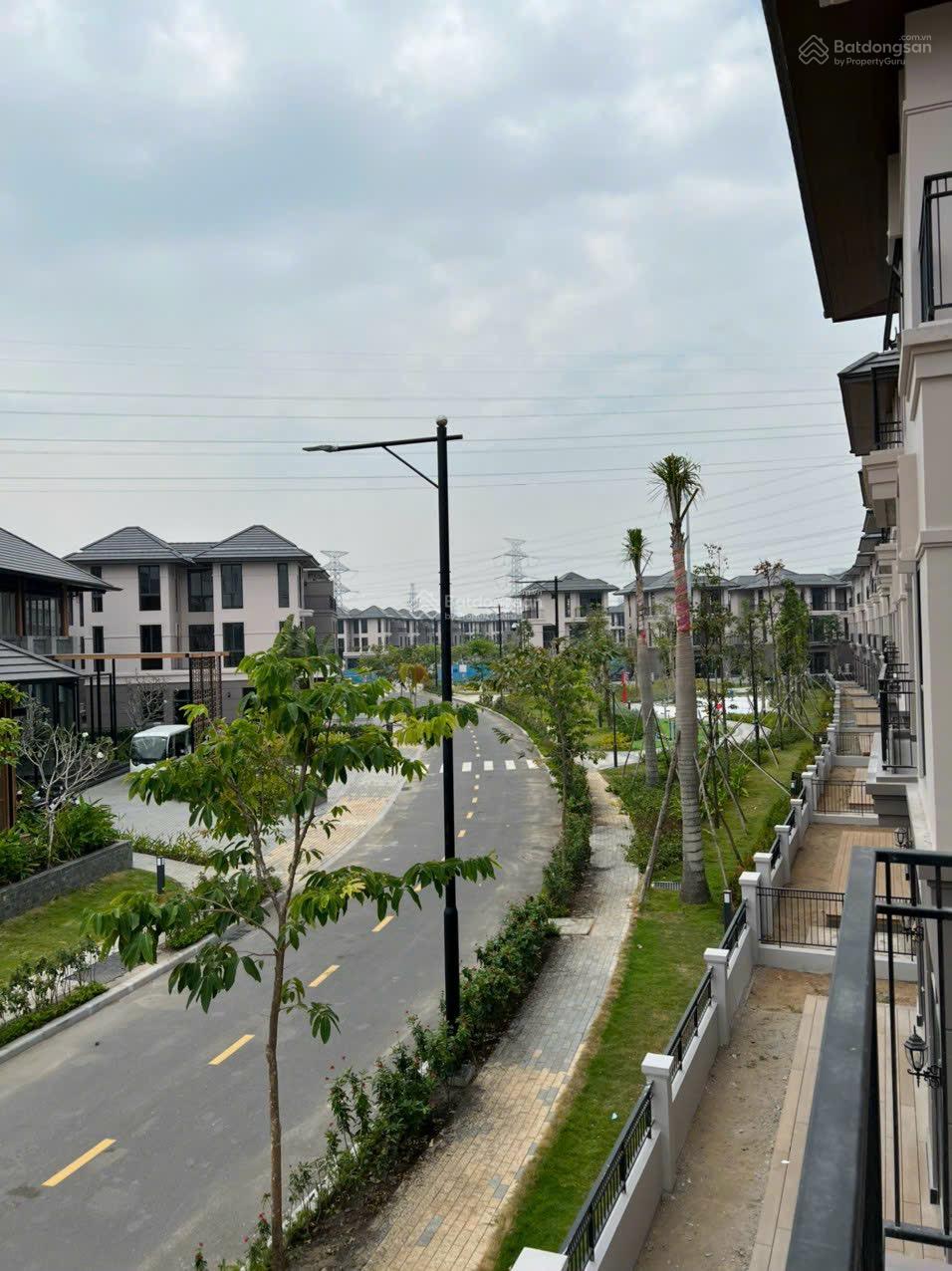 Cần bán căn nhà phố GS Metrocity (Zeitgeist), giá 16.9 tỷ, 0909 467 ***