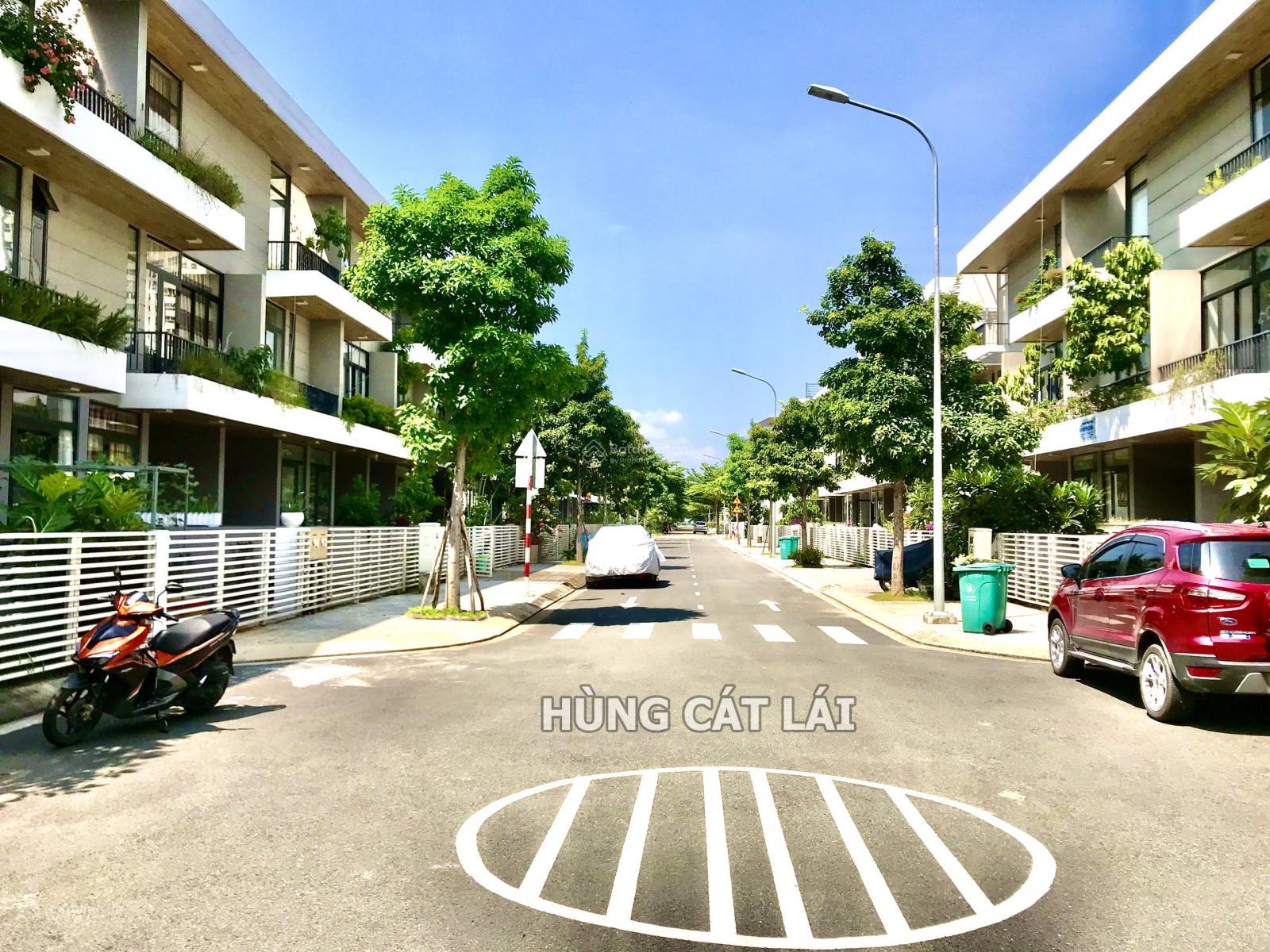 Hùng Cát Lái - Bán căn góc nhà phố Bella 2, DT 121m2, 1 trệt 2 lầu, nhà hoàn thiện đẹp, giá 10.5 tỷ