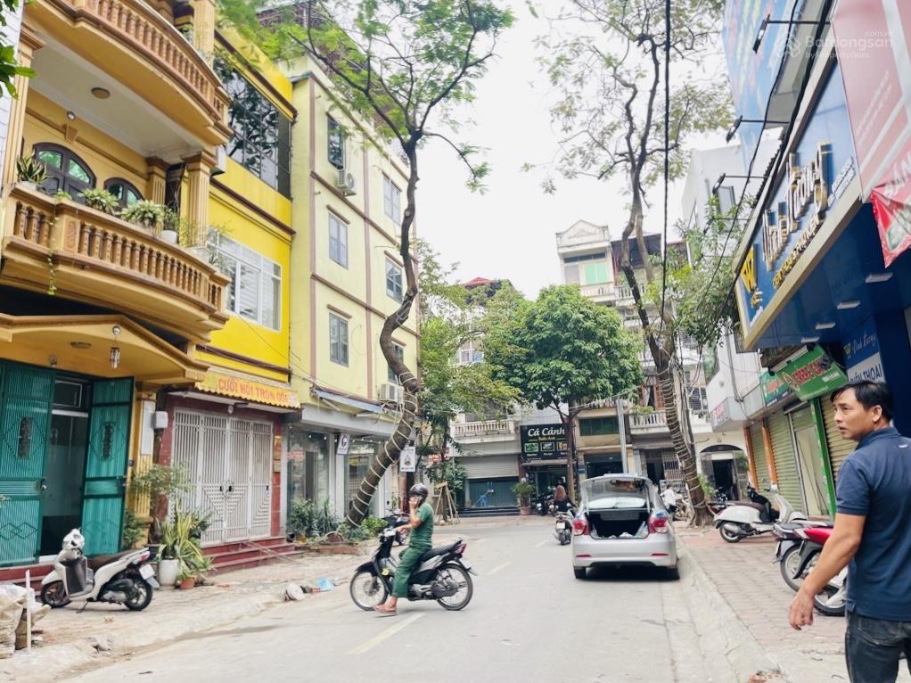 Mặt phố siêu đẹp Bế Văn Đàn, phân lô, vỉa hè, kinh doanh sầm uất, 2 thoáng, 50m2, chỉ 12 tỷ