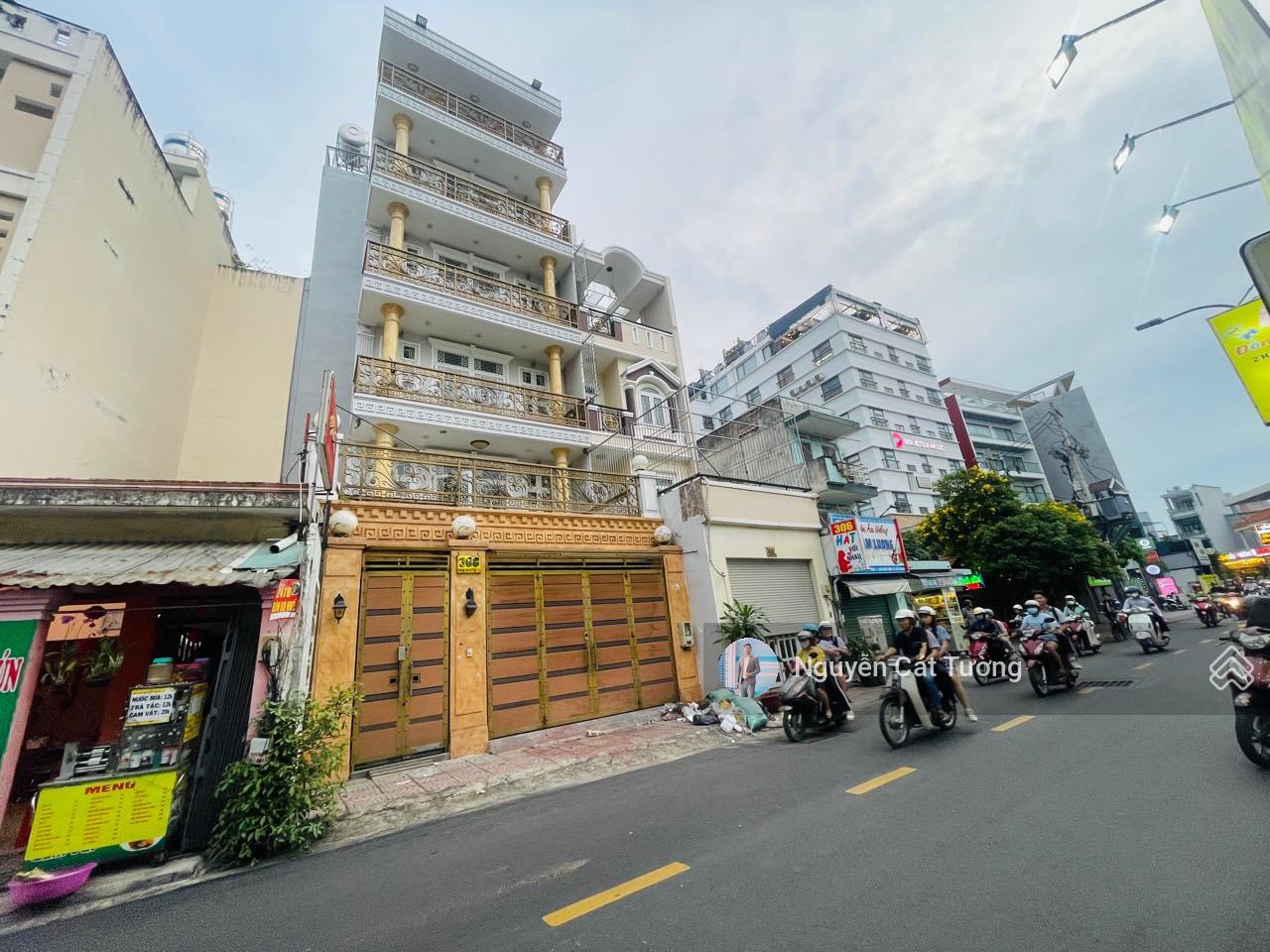 Gấp bán MT Nguyễn Văn Đậu, 3 tầng, DT 155m2, GPXD hầm + 7 tầng, nhỉnh 140tr/m2