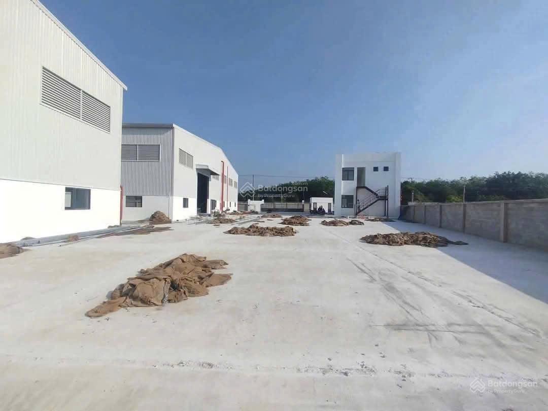 Xưởng Thuận An 17000m vp 500m. Giấy tờ đầy đủ. Sx nhiều ngành nghề. Đường xe cont
