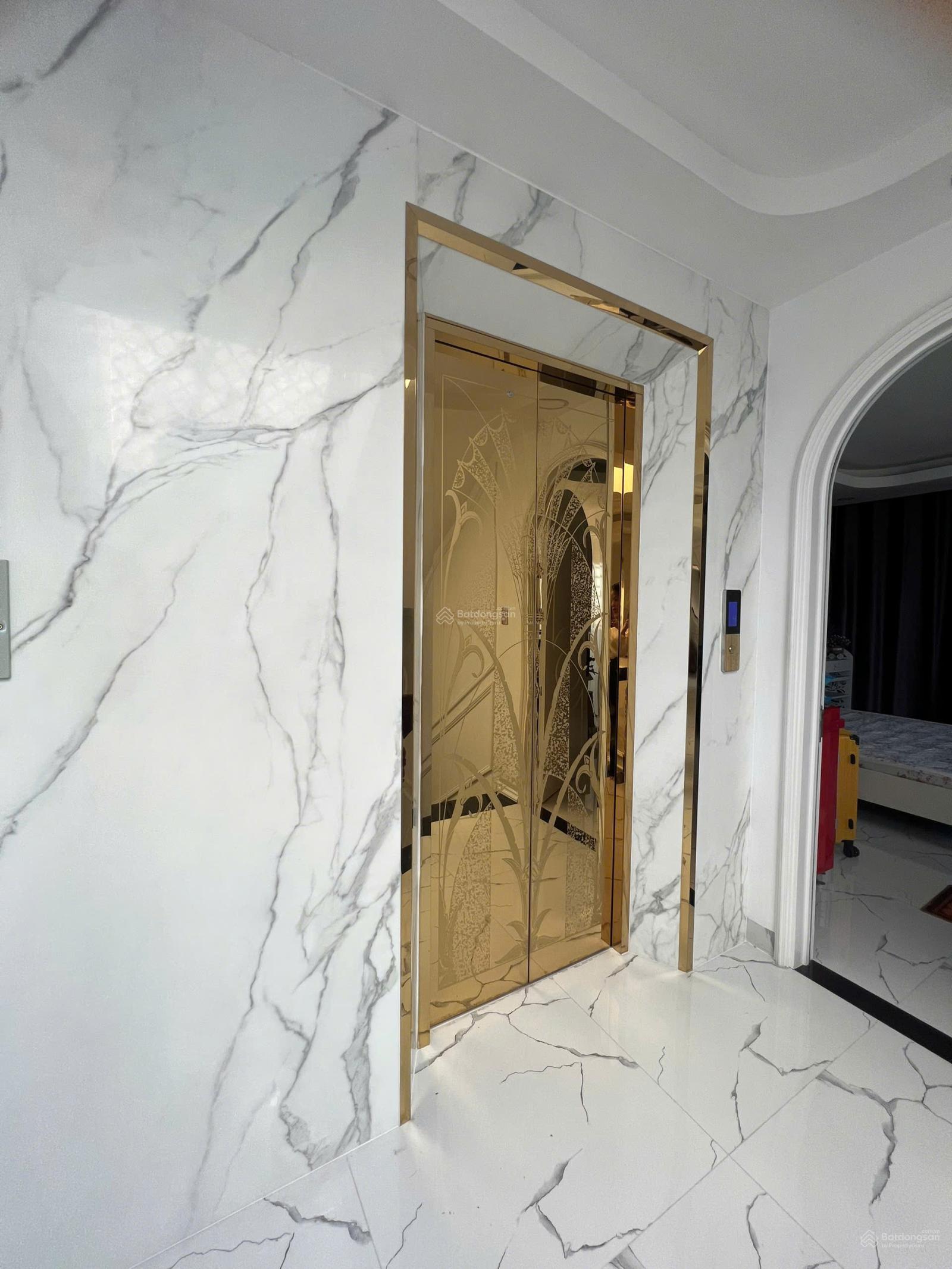 Bán BT 6PN, 7WC, 125.4m2 tại P6, Mỹ Tho, Tiền Giang, 17,5 tỷ hàng hot view đẹp Bán BT 6PN, 7WC, 125.4m2 tại P6, Mỹ Tho, Tiền Giang, 17,5 tỷ hàng hot view đẹp