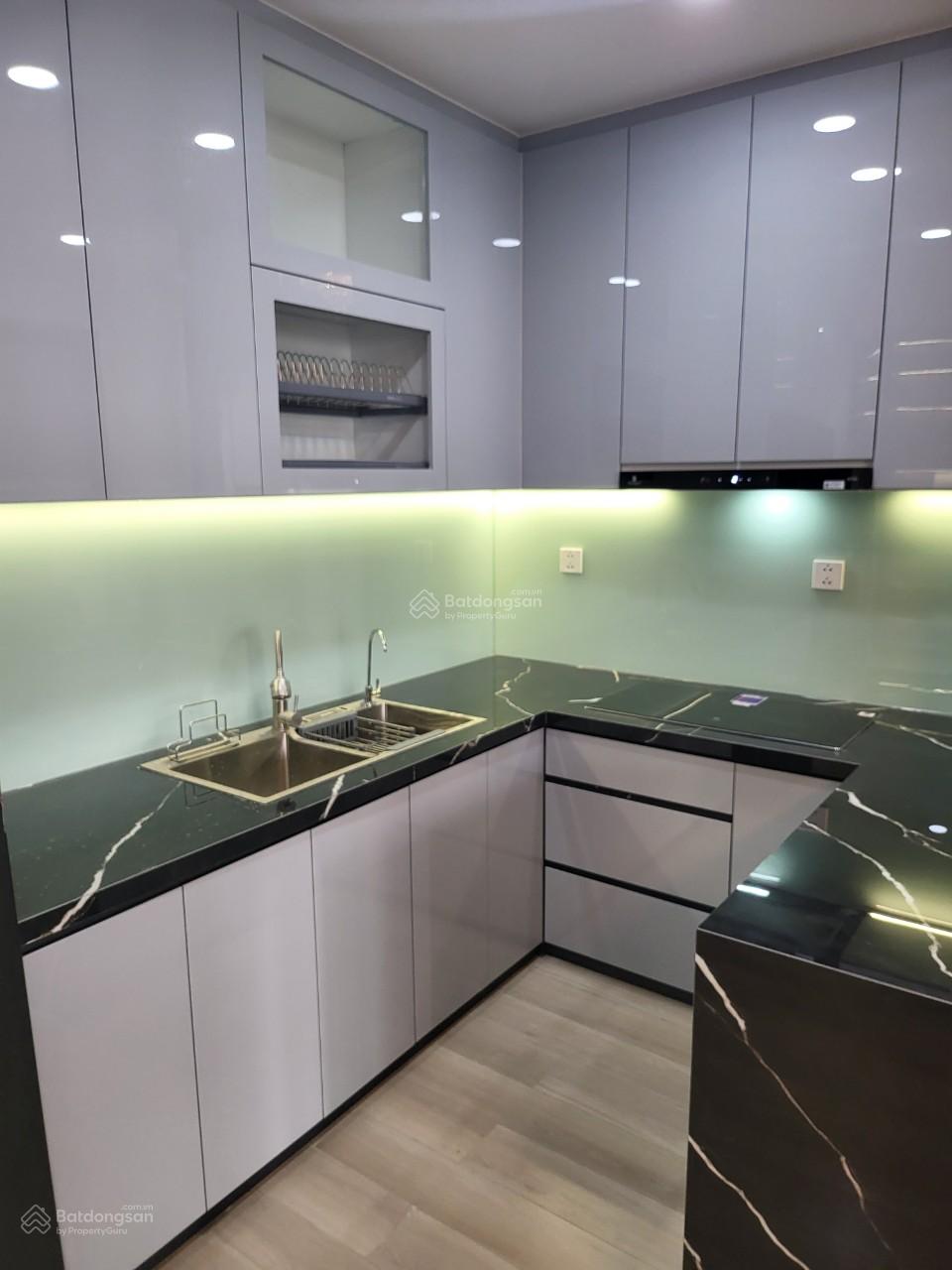 Bán CC tại Lumiere Boulevard, full NT 4,6 tỷ, 74m2, view hồ bơi nội khu, hướng Đông Nam, 2PN, 2WC Bán CC tại Lumiere Boulevard, full NT 4,6 tỷ, 74m2, view hồ bơi nội khu, hướng Đông Nam, 2PN, 2WC