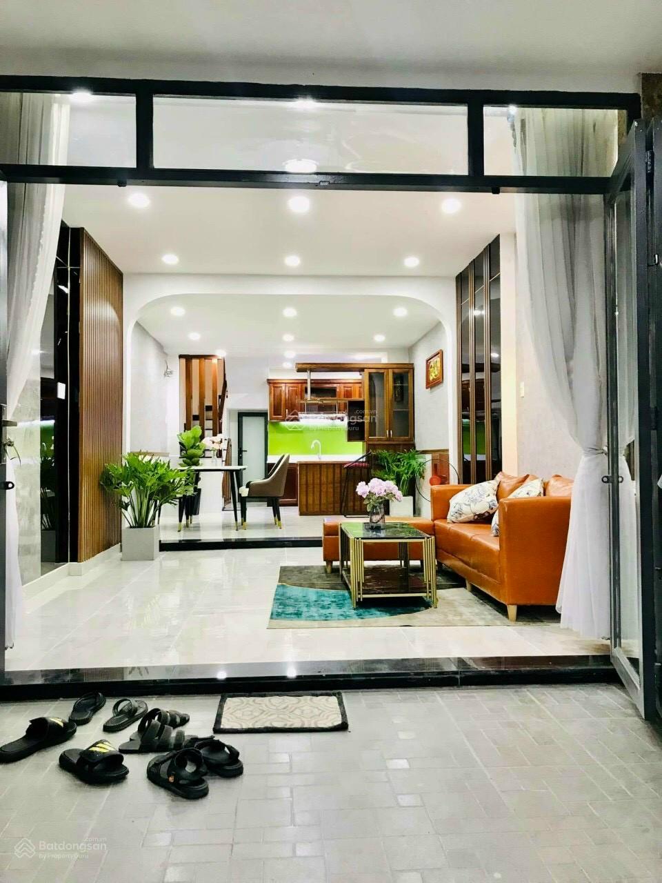 Biệt thự mini ô tô vào nhà 1 sẹc Dương Quảng Hàm P5-GV- DT 6x21m cn đủ 1 tr 2 lầu- nhà đẹp -12.2tỷ