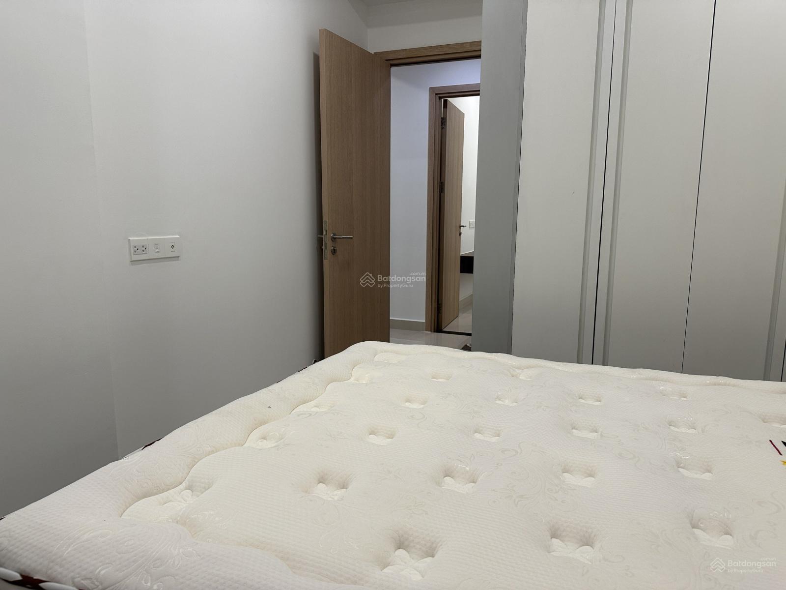 Cho thuê căn hộ Cộng Hòa Plaza, Q. Tân Bình, DT 75m2, 2PN giá 12tr. LH: 0909 228 *** Sang