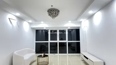 Bán căn hộ cao ốc Hưng Phát có sổ hồng, 2 phòng ngủ, 2WC 83m2 giá 3 tỷ. LH 0906 373 *** Ánh