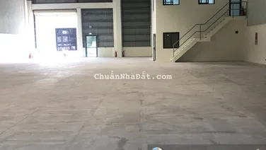 Cho thuê kho, nhà xưởng DT 650m2 giá chỉ 140 nghìn / m2 KCN Lê Minh Xuân, Bình Chánh LH 0909 913 ***