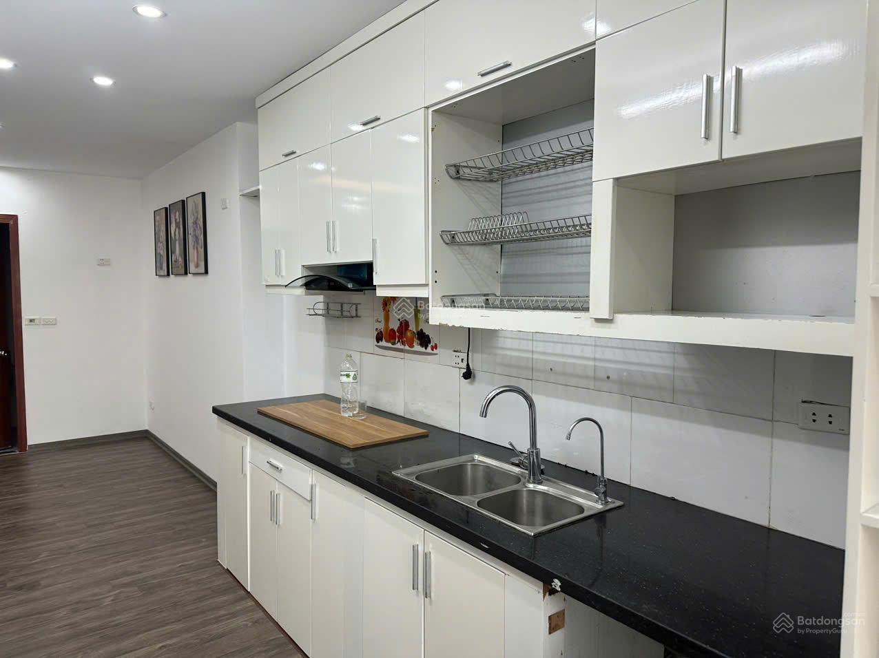 Bán gấp CH 3PN, 73,6m2 tại Kim Văn Kim Lũ, giá 4 tỷ VND