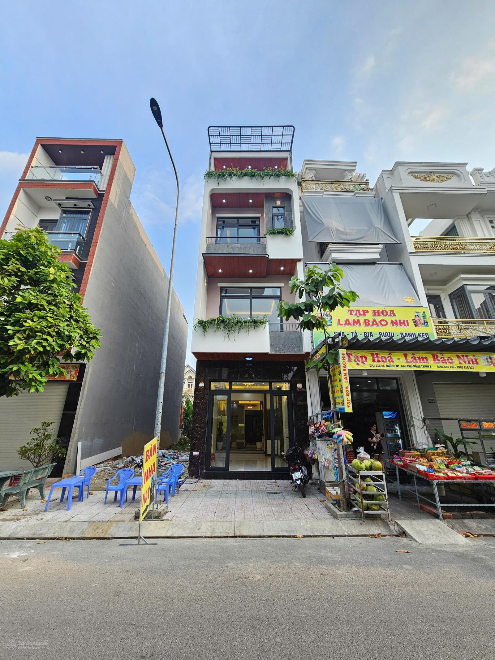 Bán nhà hoàn công MT kinh doanh 1 trệt 2 lầu KDC Phú Hồng Thịnh 8, P. Bình Chuẩn, TP Thuận An