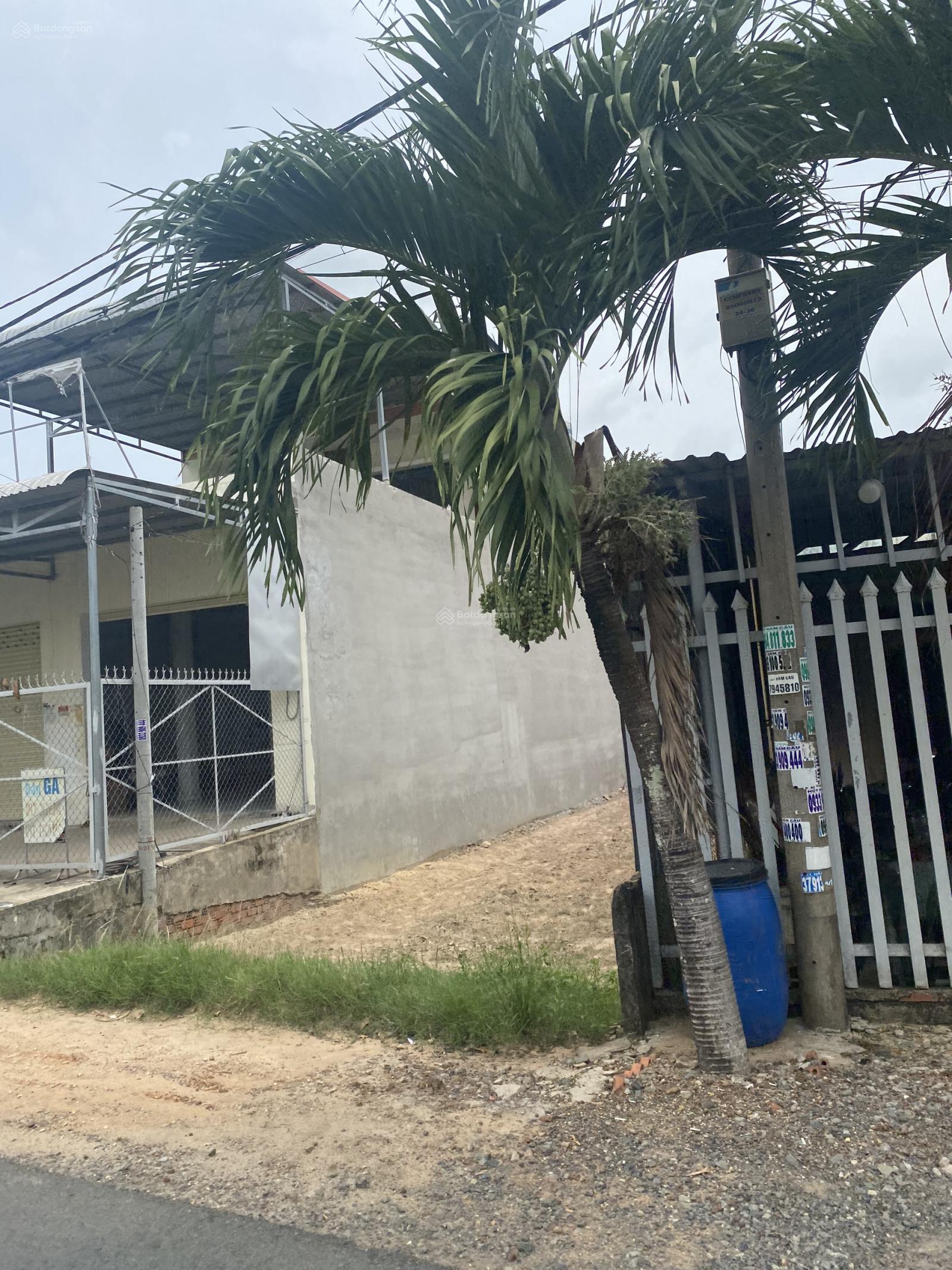 Cần tiền bán gấp lại lô đất 150m2 (Ngang 6m) đất thổ cư, Đ. Suối Lội xã Tân Thông Hội, Giá 1.4 tỷ