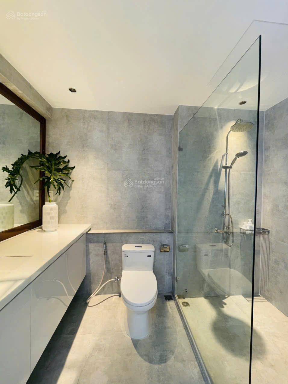 Bán căn hộ Grand View, Phú Mỹ Hưng, 118m2, view sông, chỉ 9tỷ. LH em Hường 0919 949 *** xem 24/7
