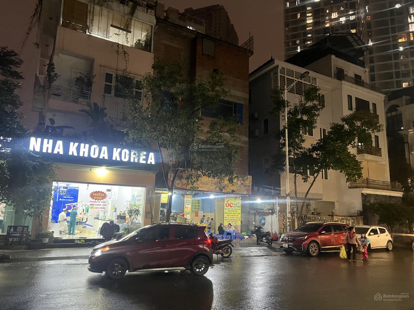Hàng hiếm LK 135m2, MT 9m xây được 6 tầng full đất. Diện tích sàn 800m2. Siêu kinh doanh chỉ 31 tỷ