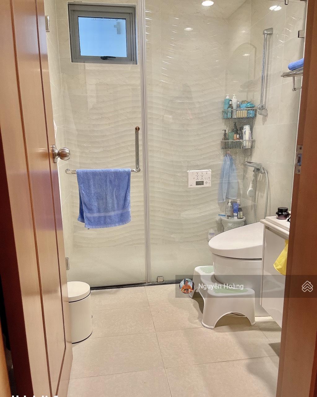 Bán nhanh căn hộ tại Vinhomes Nguyễn Chí Thanh, 86.6m2, 2PN, 9.1 tỷ, full đồ, LH: 0365 691 ***