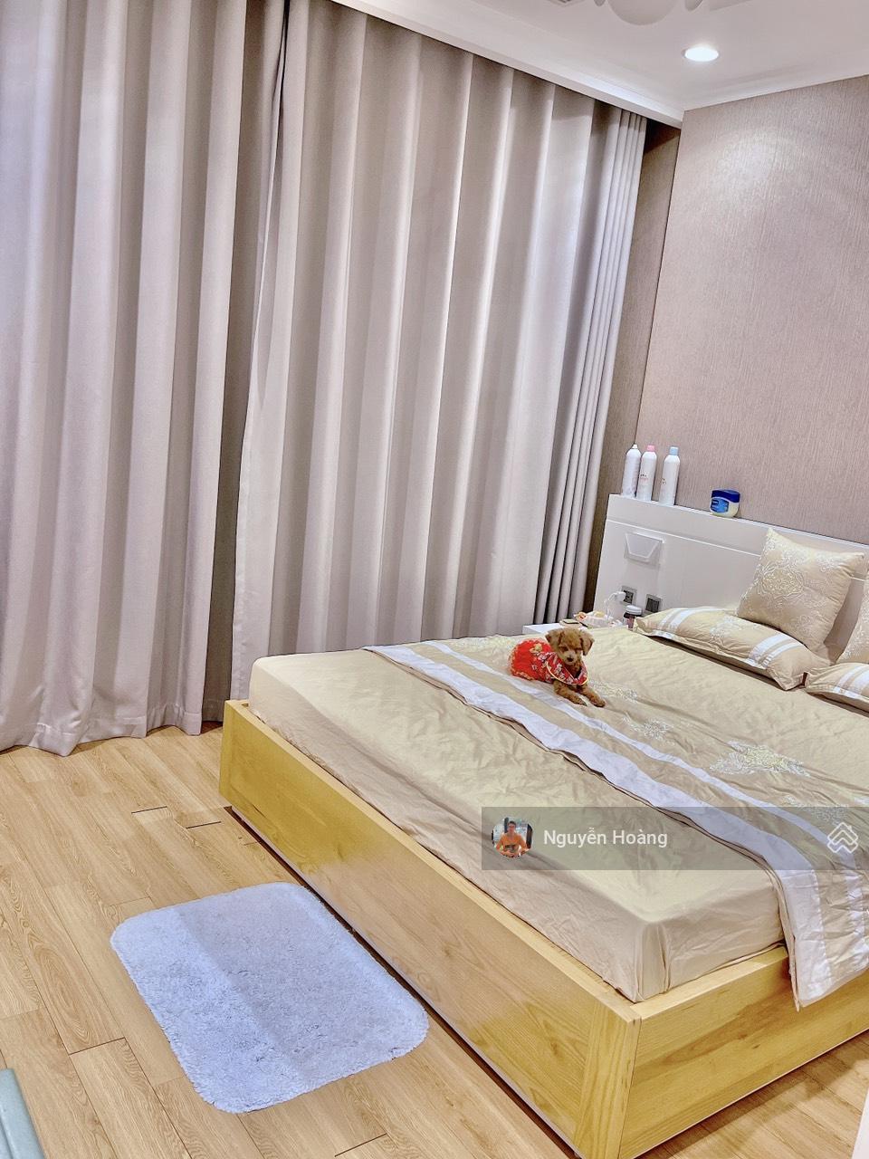 Bán nhanh căn hộ tại Vinhomes Nguyễn Chí Thanh, 86.6m2, 2PN, 9.1 tỷ, full đồ, LH: 0365 691 ***