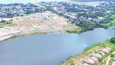 Bán chỉ 1 lô view sông Cổ Cò - 145m2 ngang 6m - MT đường 20m5 - đấu lưng là biển - giá chỉ 3,2x tỷ