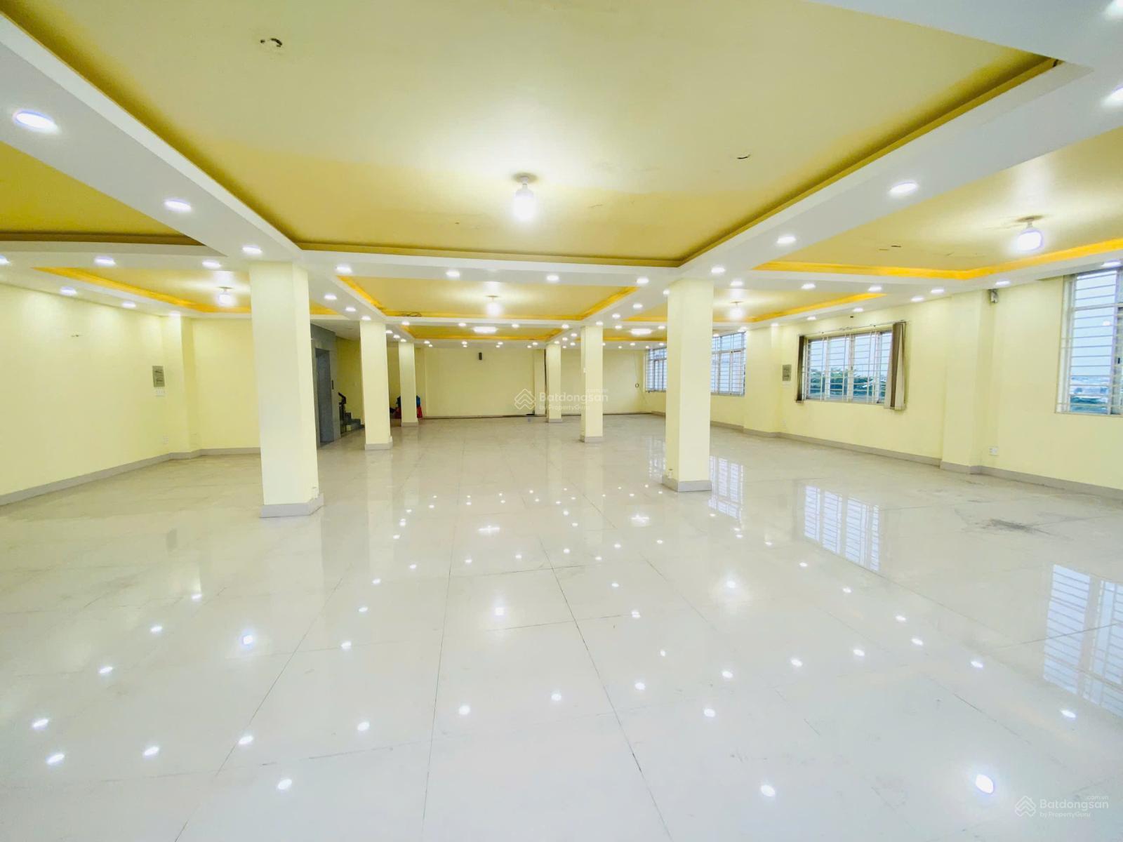 Chính chủ bán nhà góc 2 MT đường Nguyễn Văn Cừ, Quận 5, DT: 16*23 7 tầng, TN 450 triệu/th giá 99 tỷ Chính chủ bán nhà góc 2 MT đường Nguyễn Văn Cừ, Quận 5, DT: 16*23 7 tầng, TN 450 triệu/th giá 99 tỷ