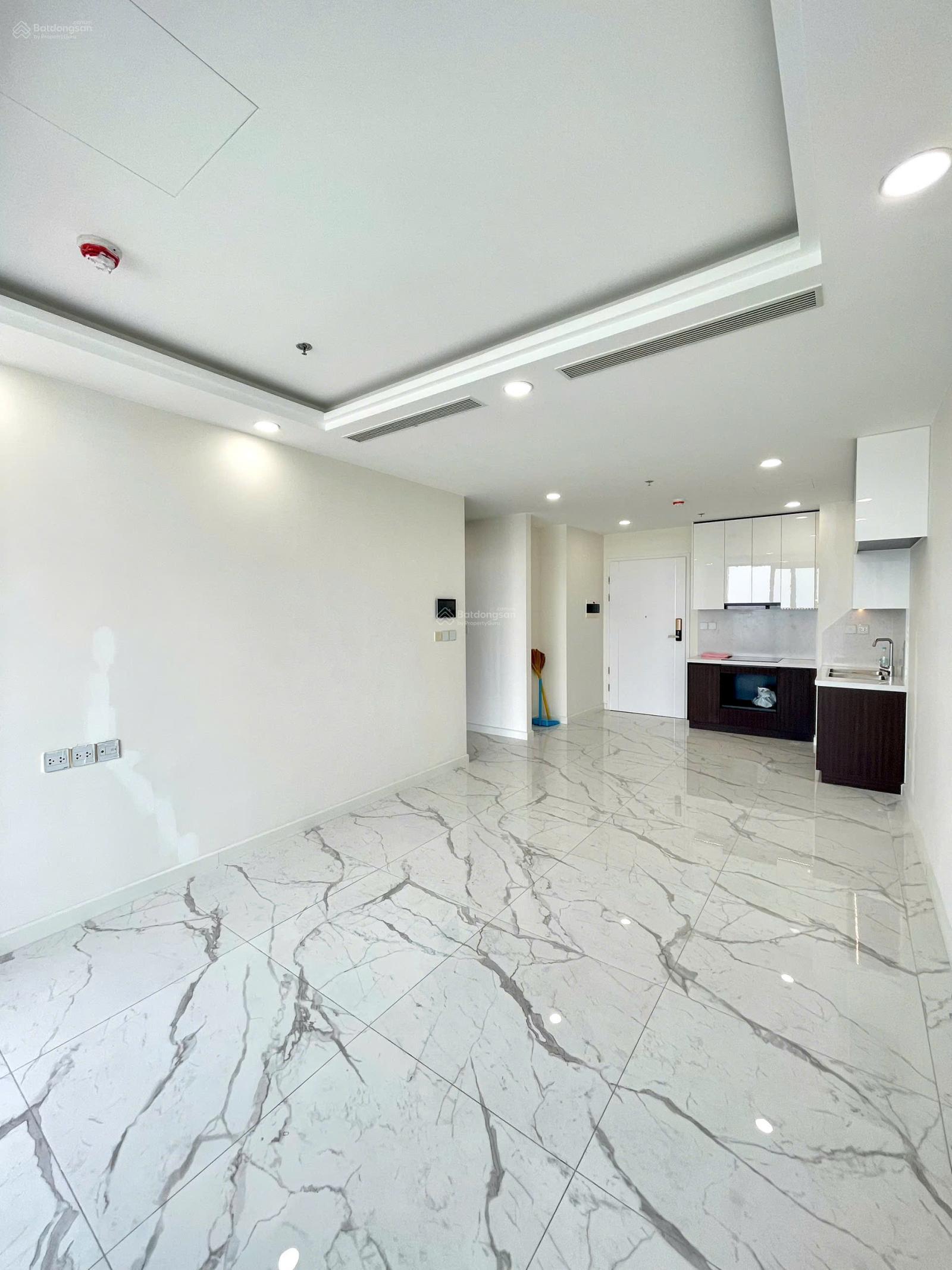 Nắm thị trường Sunshine Sky hơn 3 năm, không sale nào bằng. 2PN, 2WC, OT, chỉ 3.1 tỷ, view đẹp