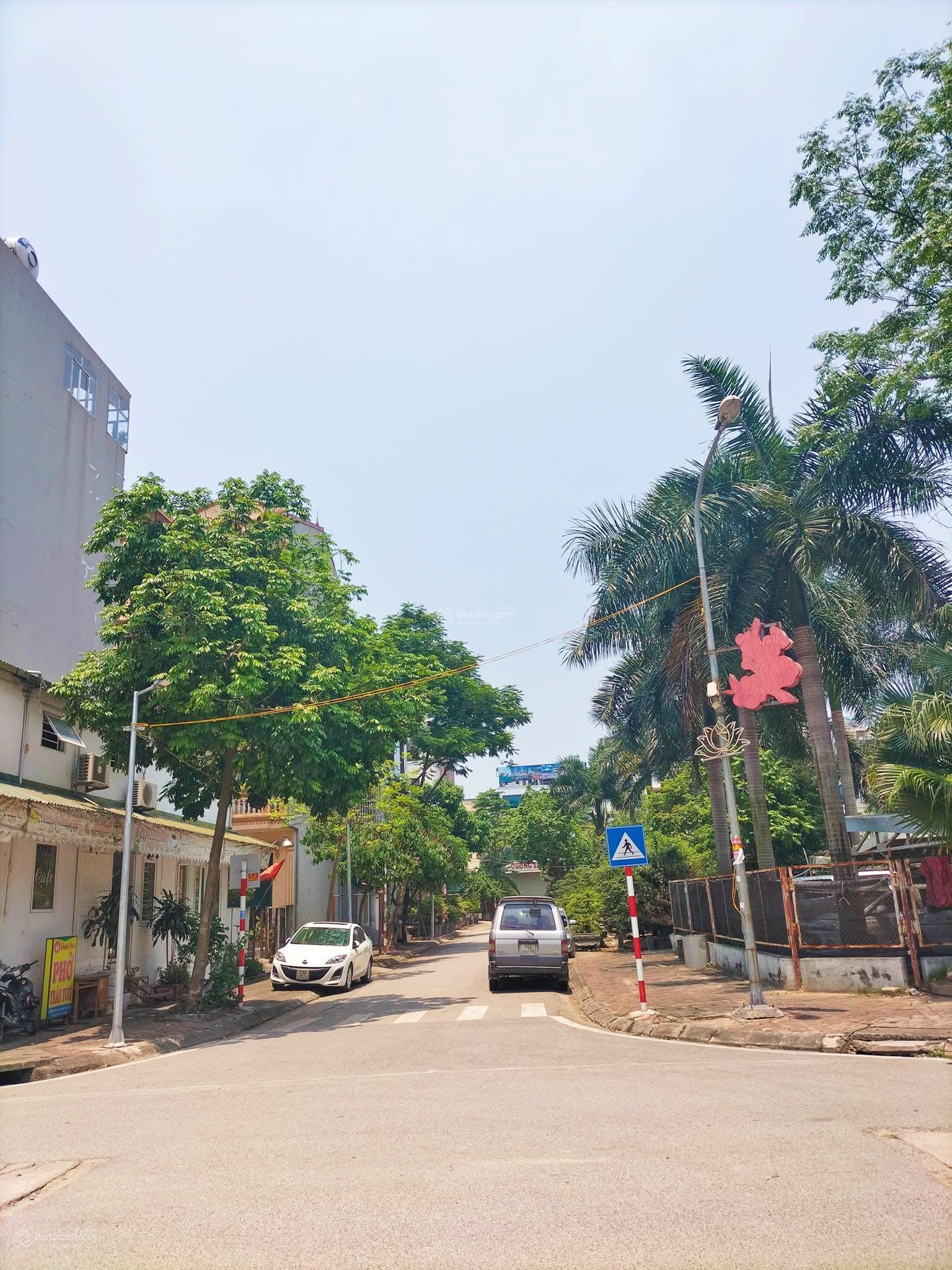 Lô góc siêu đẹp - 100m2, phân lô Kiều Mai, vỉa hè 4m, kinh doanh, toà văn phòng, 22.5 tỷ