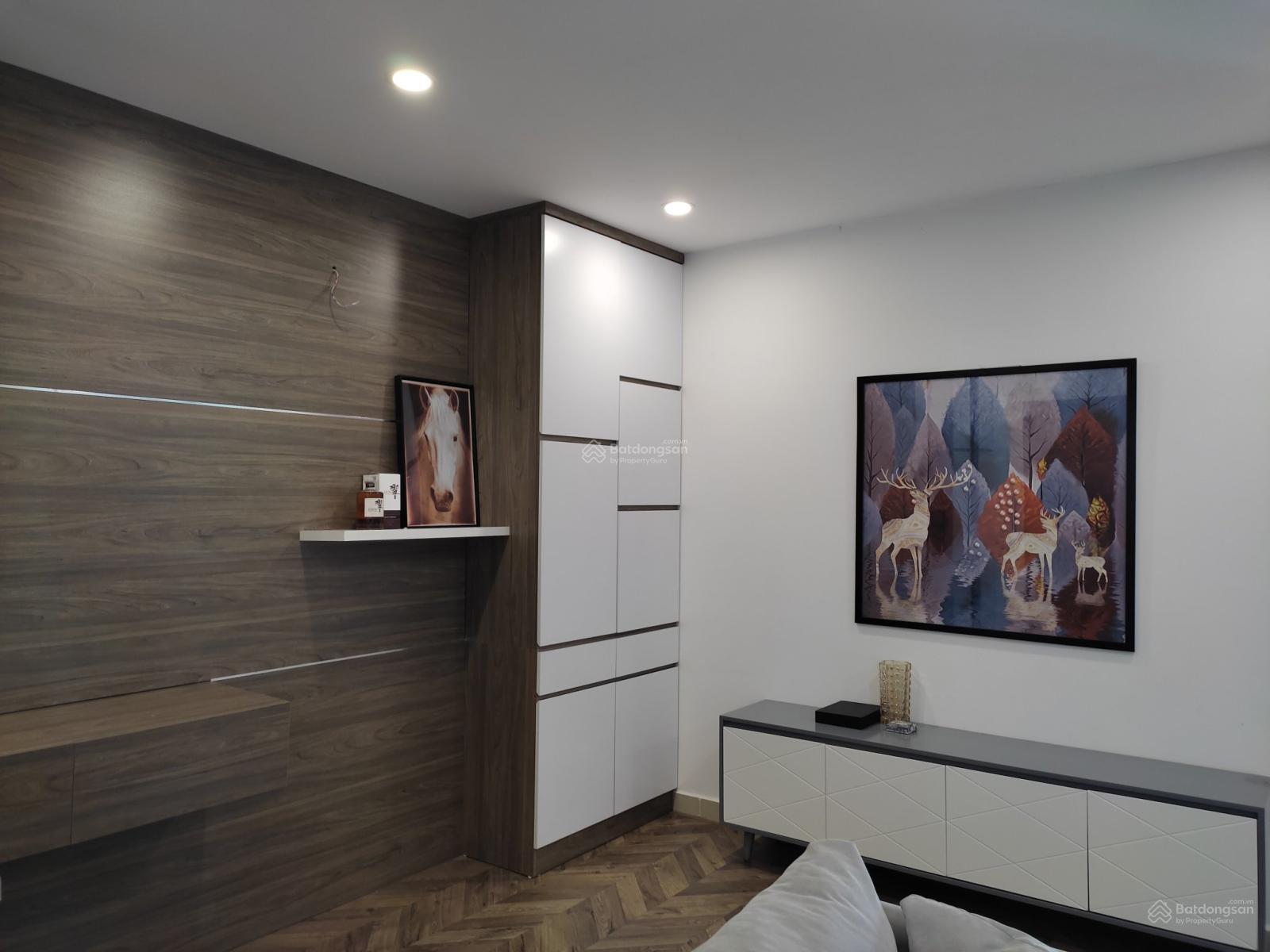 Chính chủ cần bán căn hộ N07 Thành Thái. DT 119m2 gồm 3 ngủ, full nội thất. Giá 8,5 tỷ
