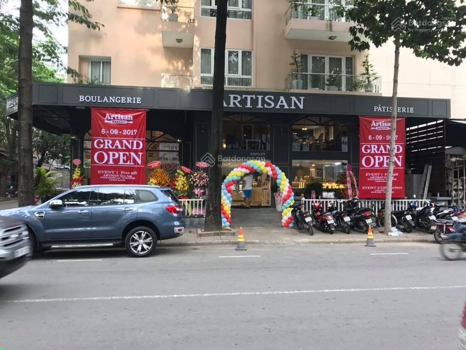Bán KS góc 2MT phố ẩm thực Seoul Phú Mỹ Hưng, Quận 7, DT 10x20m, 5 tầng, HĐT 370triệu. Giá 81 tỷ