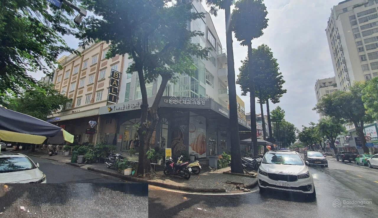 Bán KS góc 2MT phố ẩm thực Seoul Phú Mỹ Hưng, Quận 7, DT 10x20m, 5 tầng, HĐT 370triệu. Giá 81 tỷ