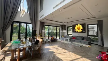 Cho thuê BT Hoa Sữa 340m2, hoàn thiện đẹp, đường thông thoáng, full nội thất, giá 55 triệu/tháng