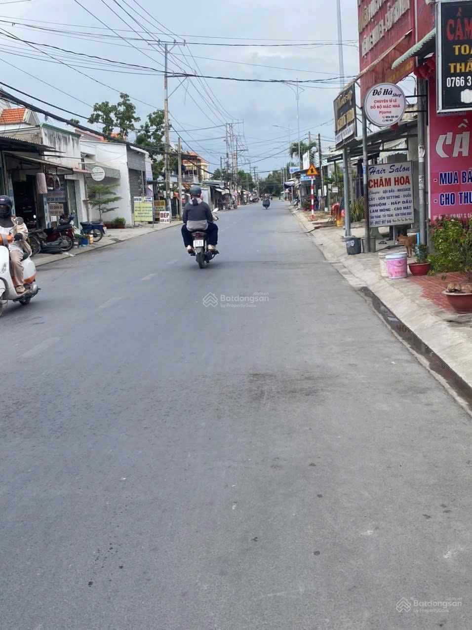 129m2 đất thổ cư mặt tiền đường 826C Lê Văn Lương nói dài giá 4ty3 thương lượng