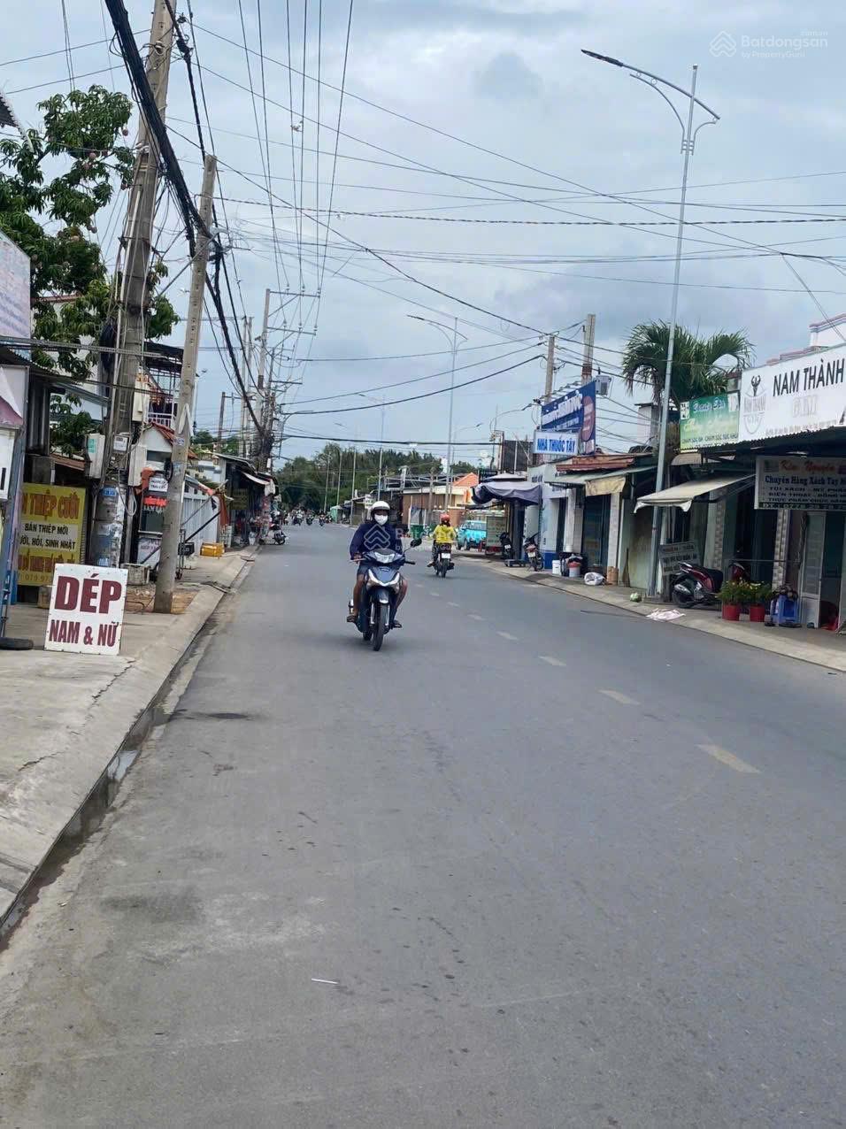 129m2 đất thổ cư mặt tiền đường 826C Lê Văn Lương nói dài giá 4ty3 thương lượng