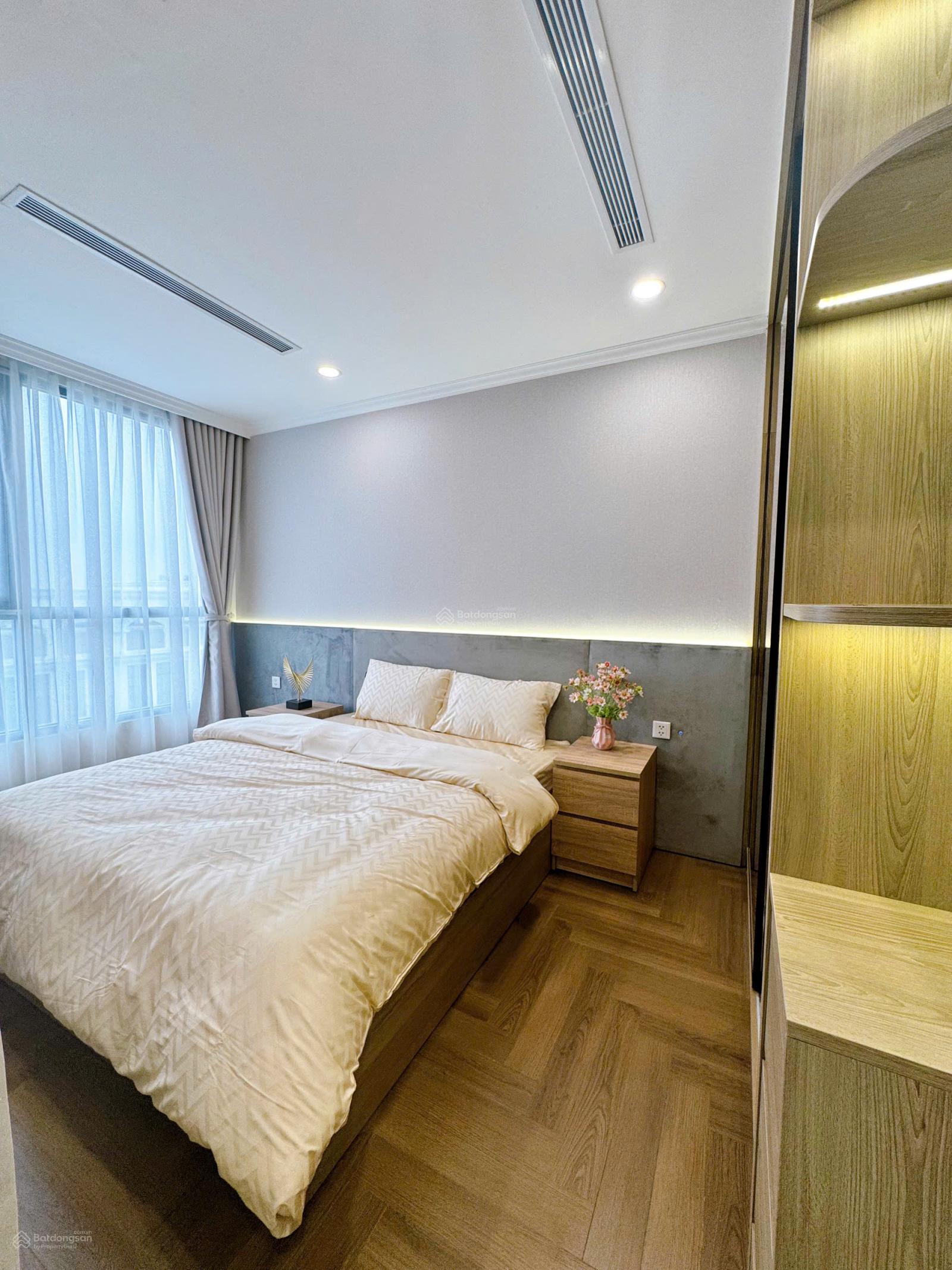 Gia đình em có căn hộ 2PN nhà sửa đẹp full nội thất cho thuê tại tòa Park Times City: 0985 566 ***
